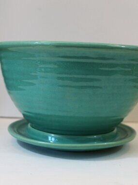 Vintage early Bauer Ringware Turquoise Blue Mixing Bowl with base #18 8.5"